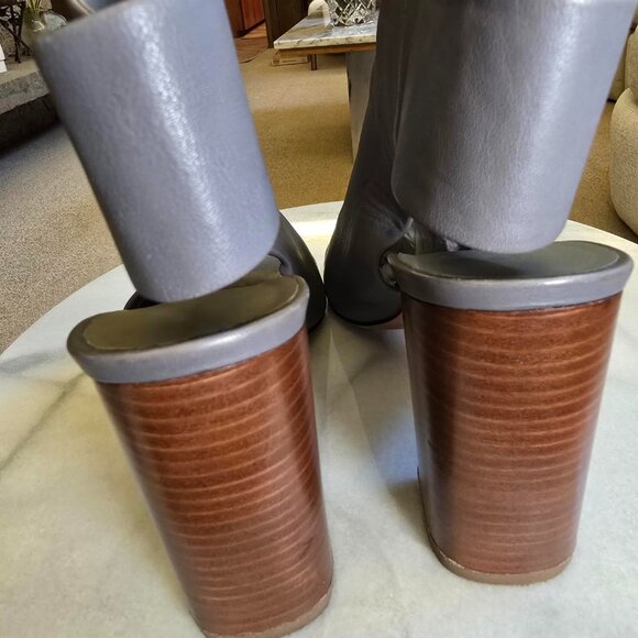 VINCE Faye Leather Booties – Gray, Peep Toe, Made in Italy – Size 10M (EUR 40) - Picture 7 of 13